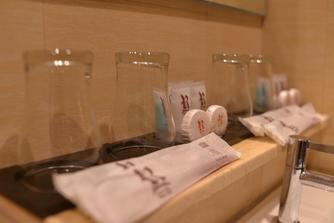 罗伯逊酒店 纳加 外观 照片